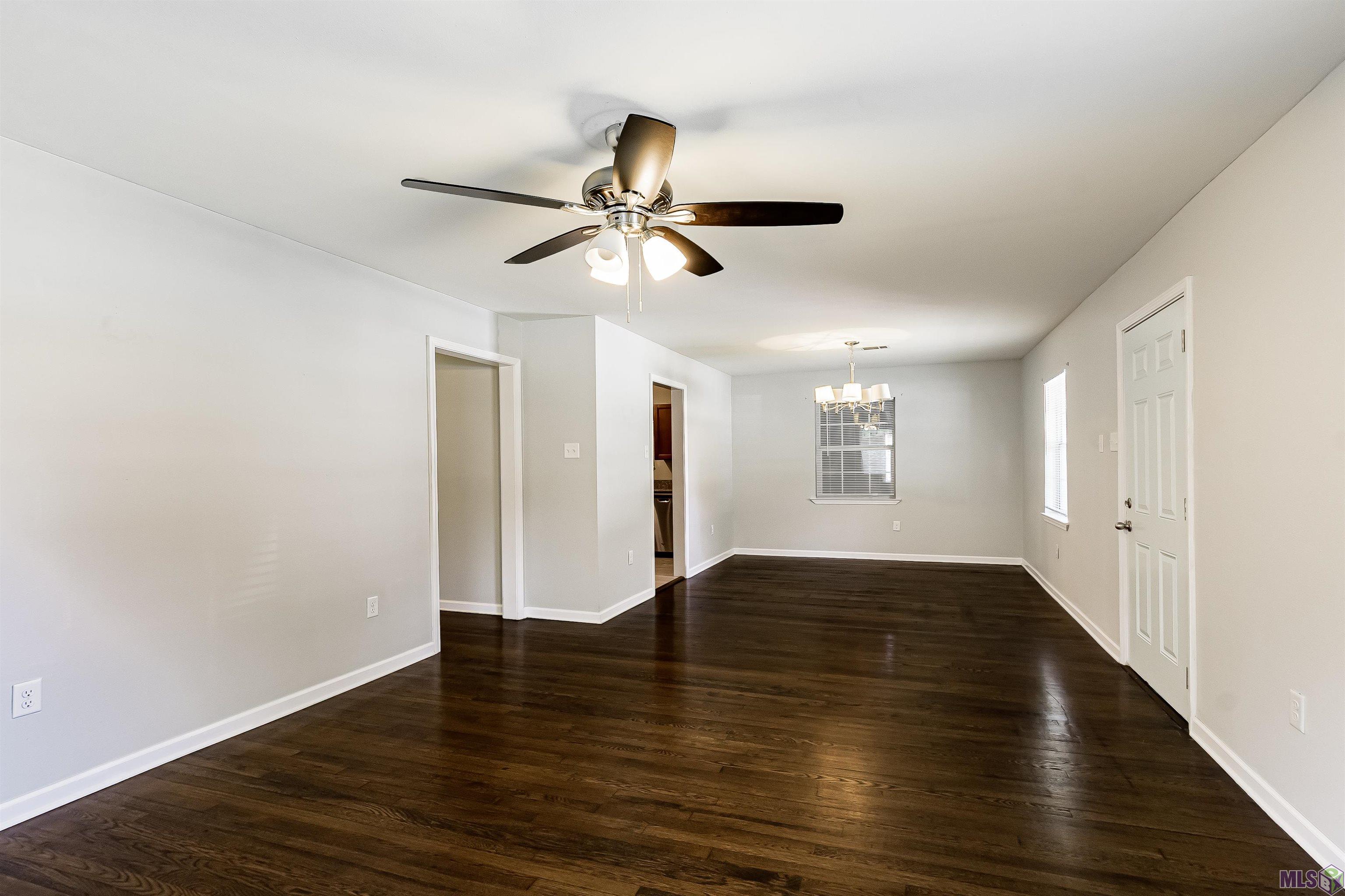 6872 Clinton Avenue Baton Rouge, LA 70805 - Photo 3 of 19