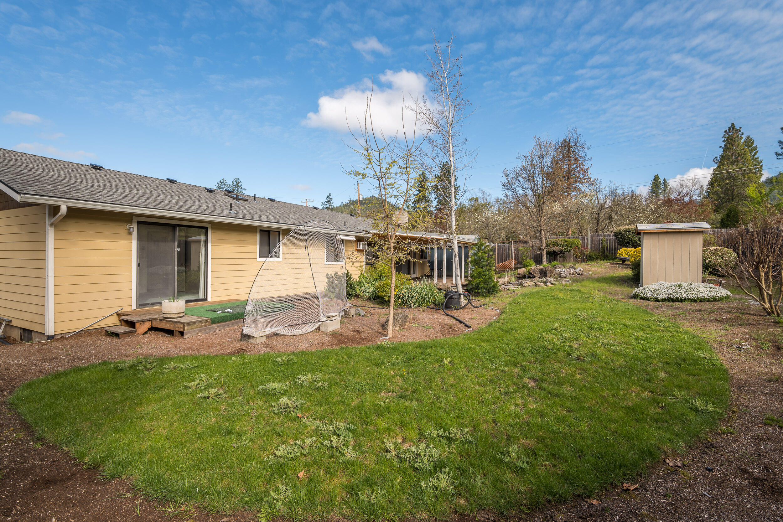 2399 Scoville Road Grants Pass, OR 97526 - Photo 28 of 34 2399NWScovilleRd-035