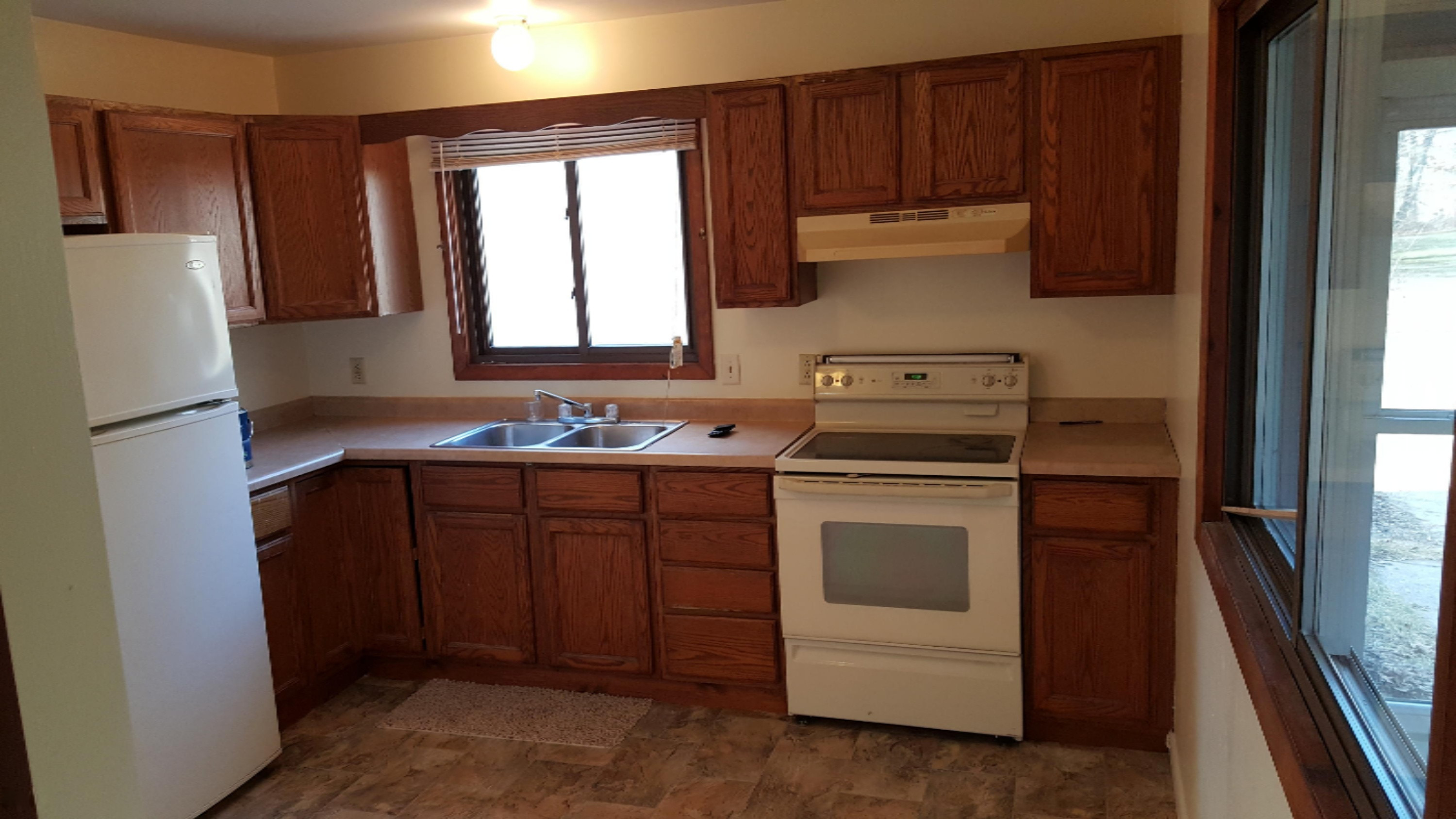 1015 Washington Street Three Rivers, MI 49093 - Photo 4 of 20 20160222_162130