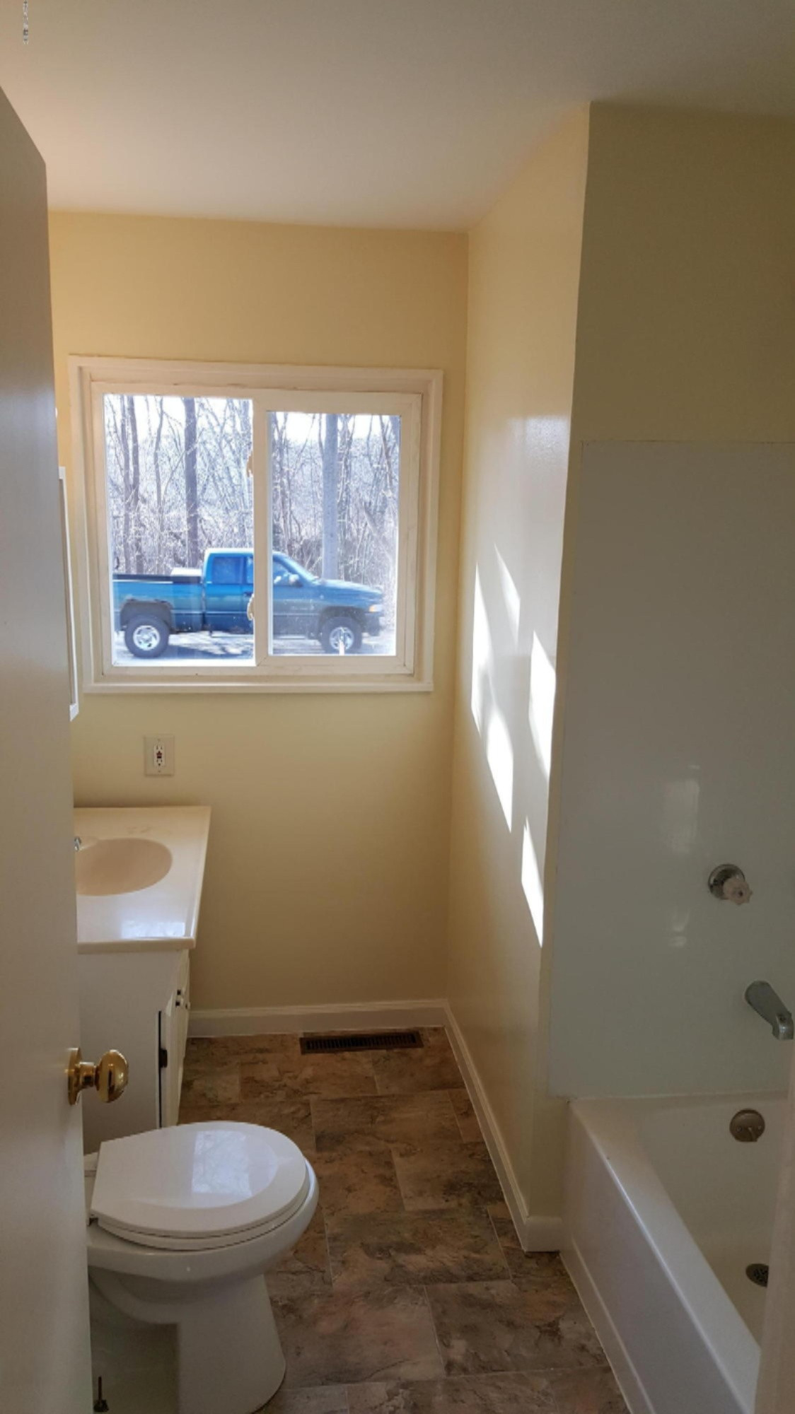 1015 Washington Street Three Rivers, MI 49093 - Photo 9 of 20 20160222_162100