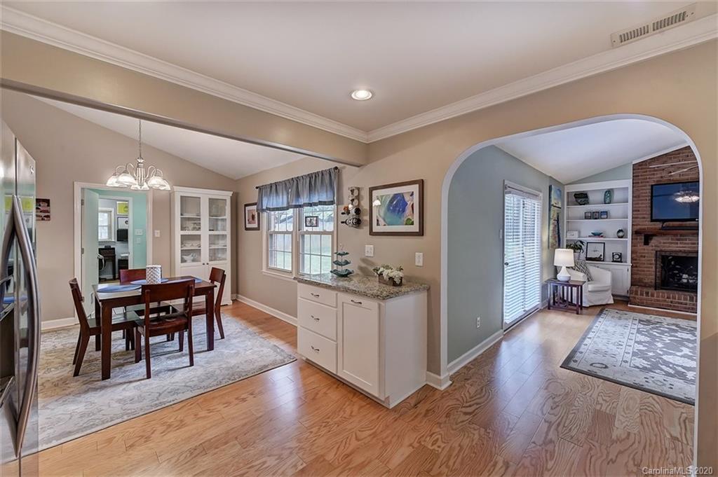 6507 Old Post Road Charlotte, NC 28212 - Photo 7 of 28 Gallery Image 7