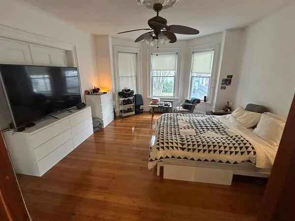 $2,650 | 50 Dartmouth Street, Unit 1, Somerville, MA 02145