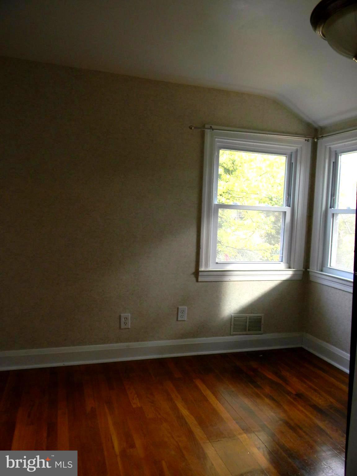 6303 Beechwood Road Baltimore, MD 21239 - Photo 14 of 30 Bedroom