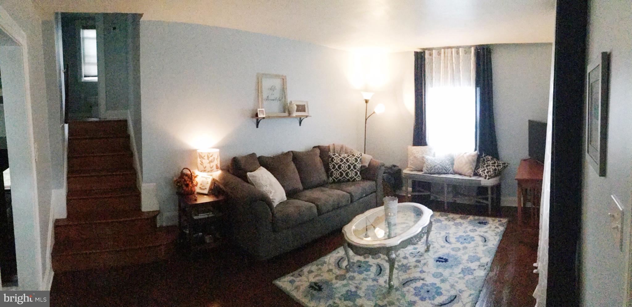 6303 Beechwood Road Baltimore, MD 21239 - Photo 10 of 30 Living Room