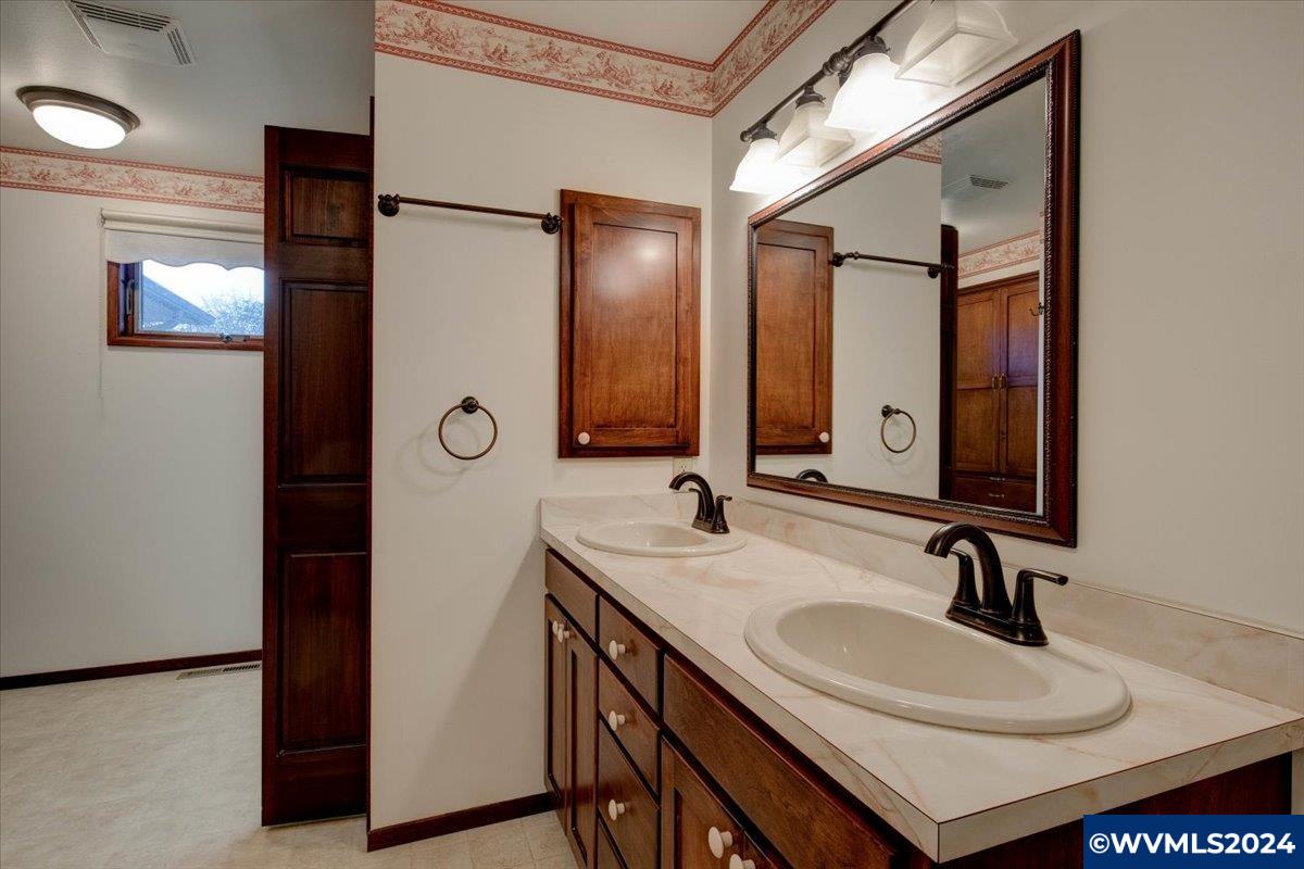 3110 Southwest Liberty Street Albany, OR 97321 - Photo 24 of 42 Gallery Image 24