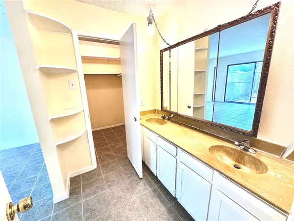 $1,800 | 1857 Place One Lane, Garland, TX 75042