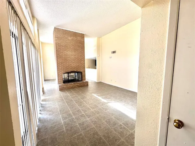 $1,850 | 1857 Place One Lane, Garland, TX 75042