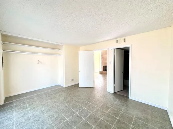 $1,800 | 1857 Place One Lane, Garland, TX 75042