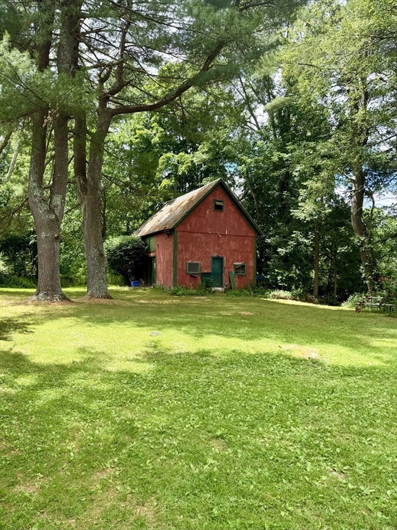30 Whittemore Road Sturbridge, MA 01566 - Photo 7 of 12