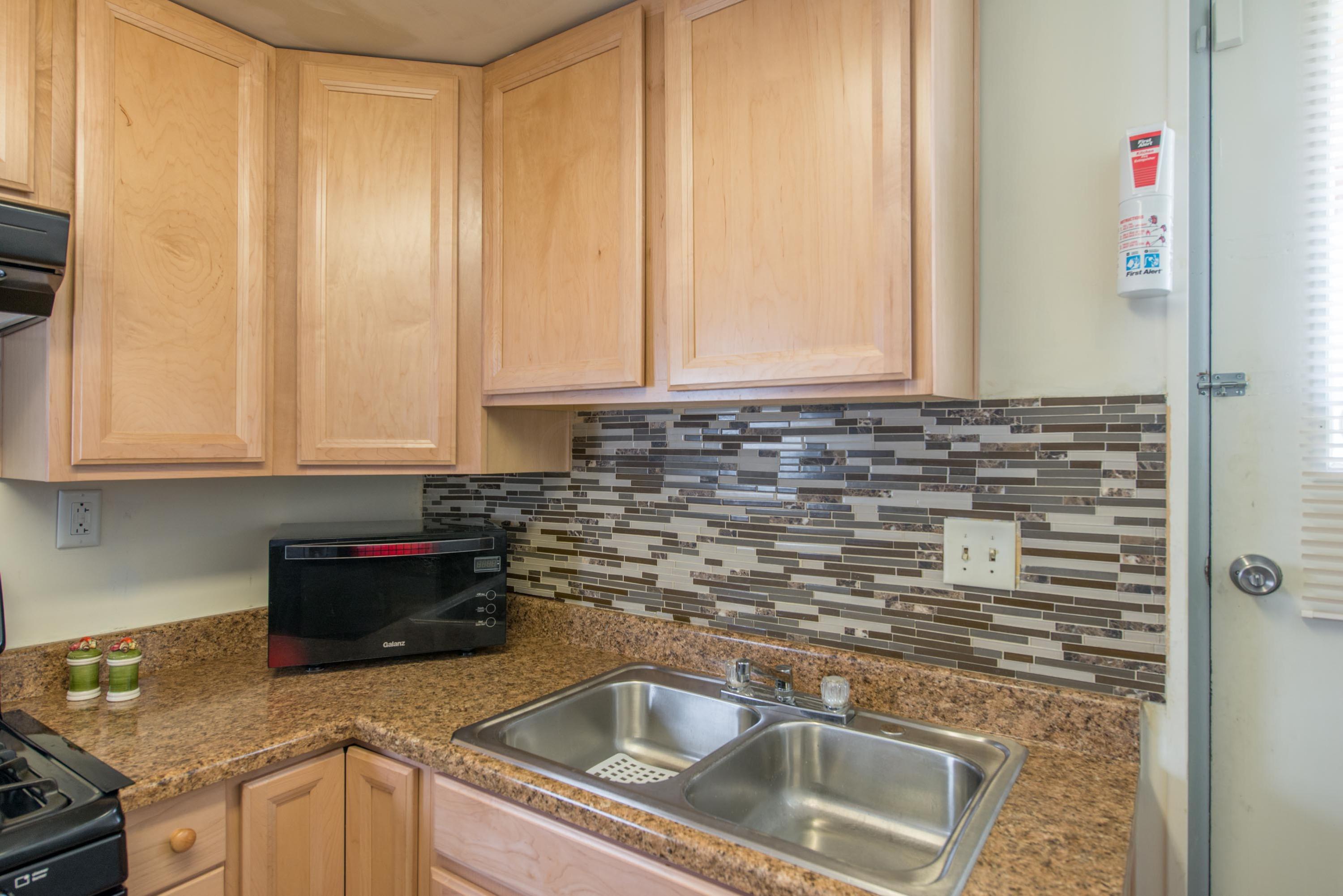 645 South Hampton Road Columbus, OH 43213 - Photo 25 of 31