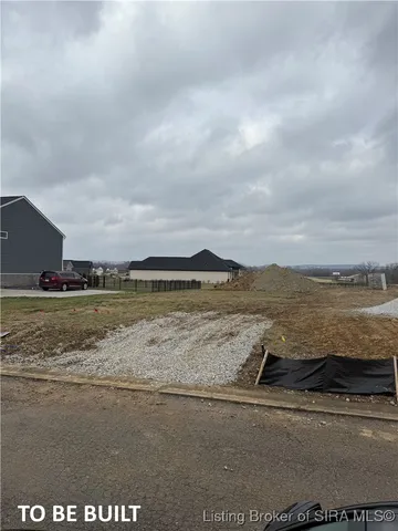 $581,015 | 2003 Augusta Parkway, Henryville, IN 47126