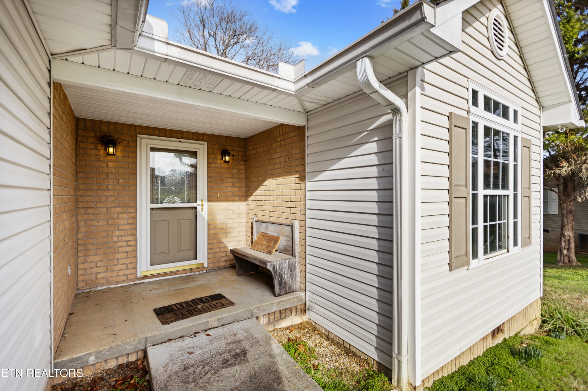 450 Emerts View Circle Seymour, TN 37865 - Photo 2 of 27