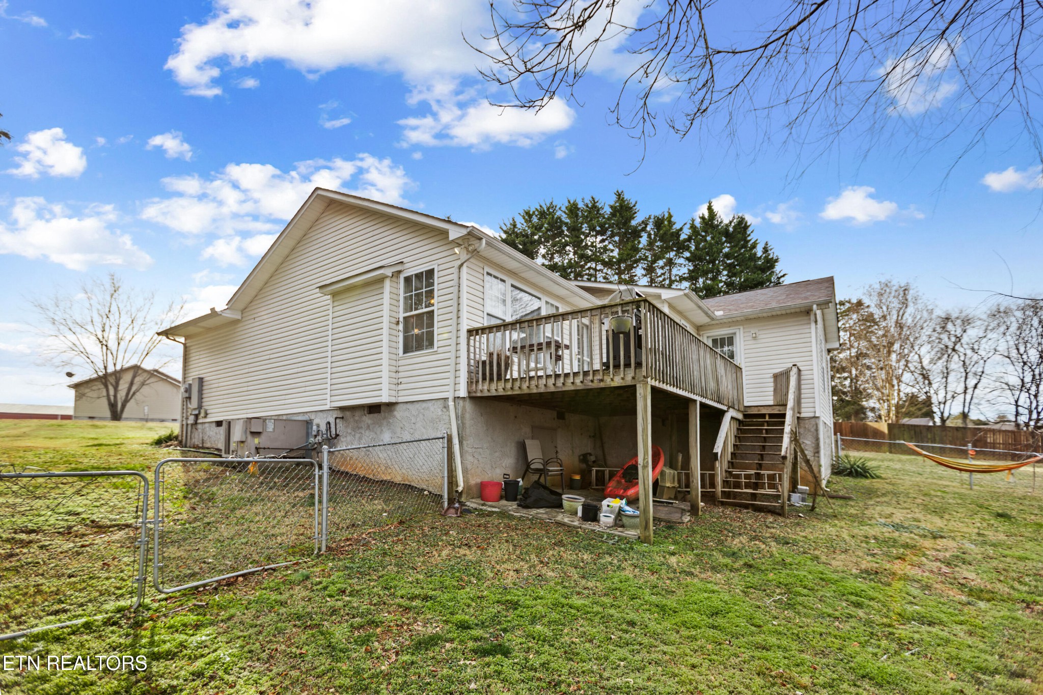 450 Emerts View Circle Seymour, TN 37865 - Photo 25 of 27 a view of a house with a backyard and a tree