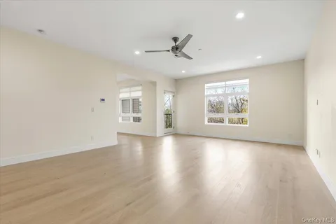 $599,000 | 30 Beekman Street, Unit 207, Beacon, NY 12508