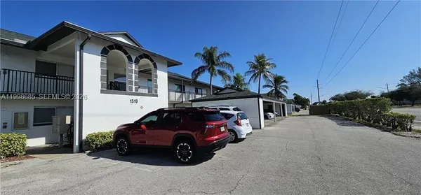 $1,199 | 1519 W Cape, Unit 6, Cape Coral, FL 33914