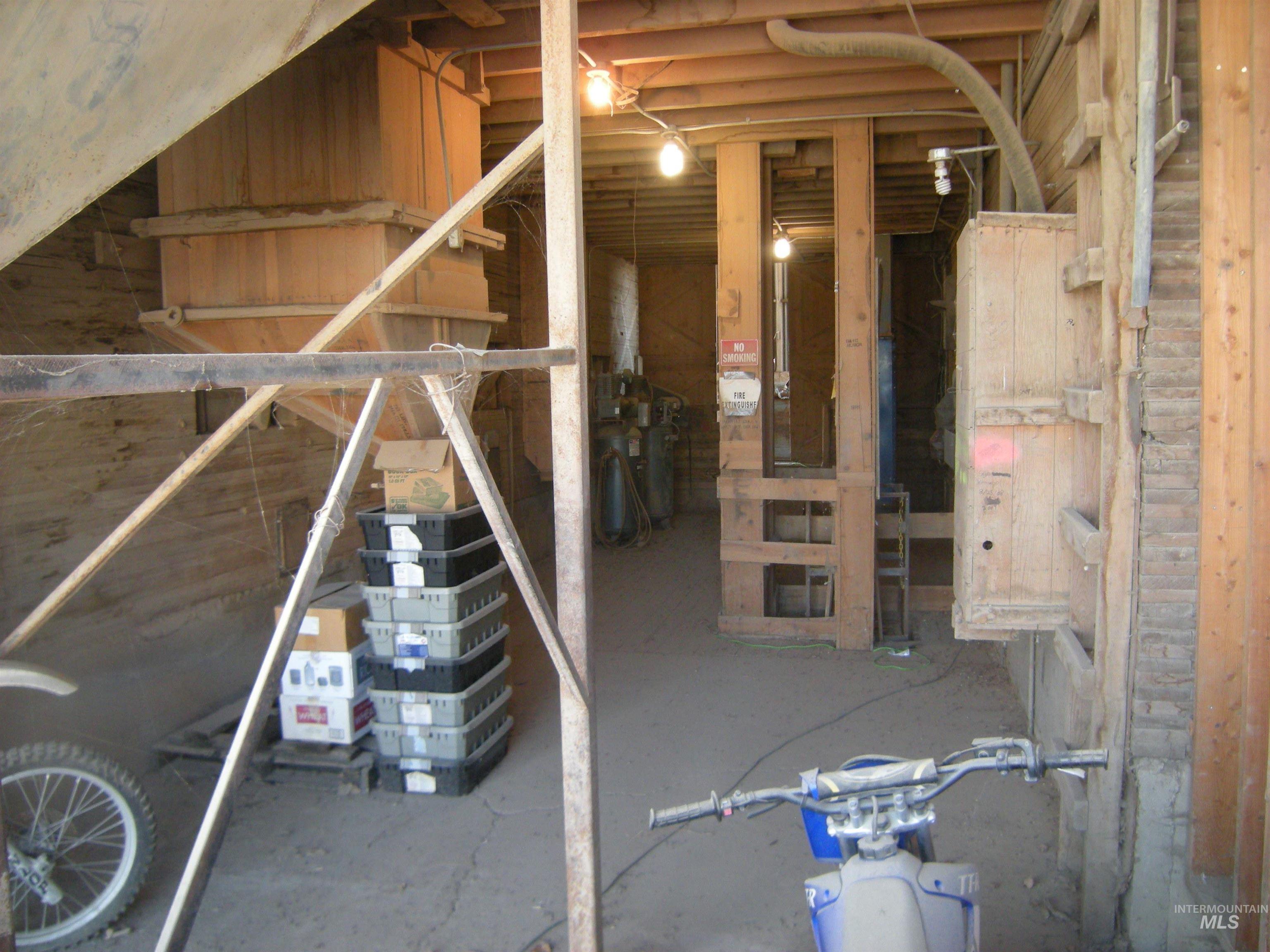 401 Main Street Hazelton, ID 83335 - Photo 23 of 23