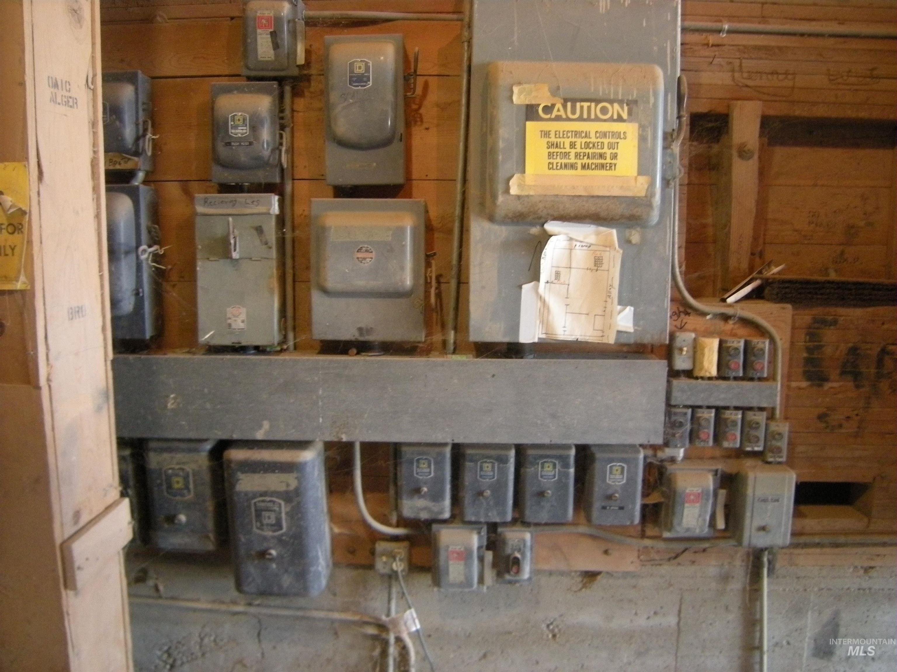 401 Main Street Hazelton, ID 83335 - Photo 6 of 23