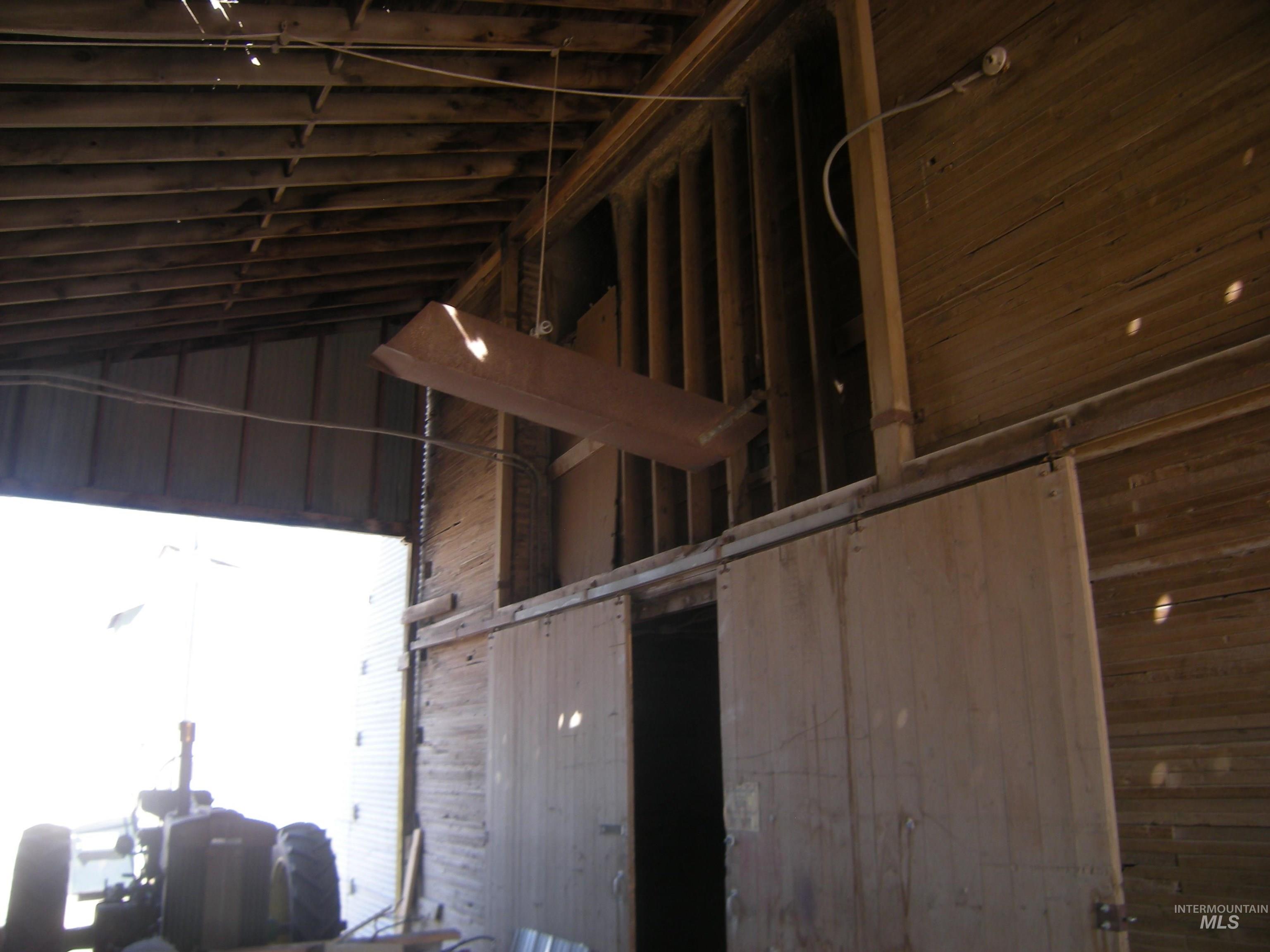 401 Main Street Hazelton, ID 83335 - Photo 7 of 23