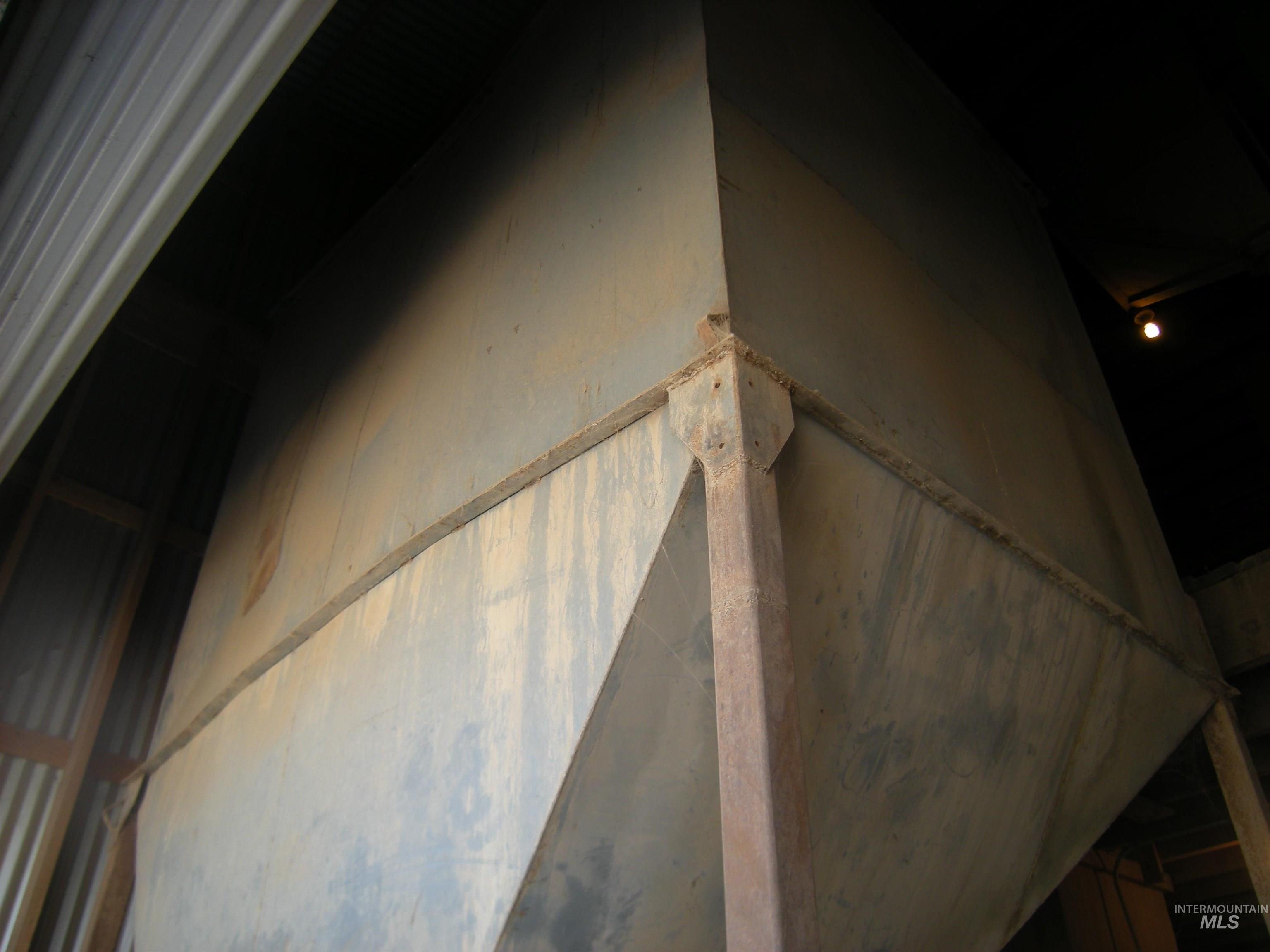 401 Main Street Hazelton, ID 83335 - Photo 10 of 23