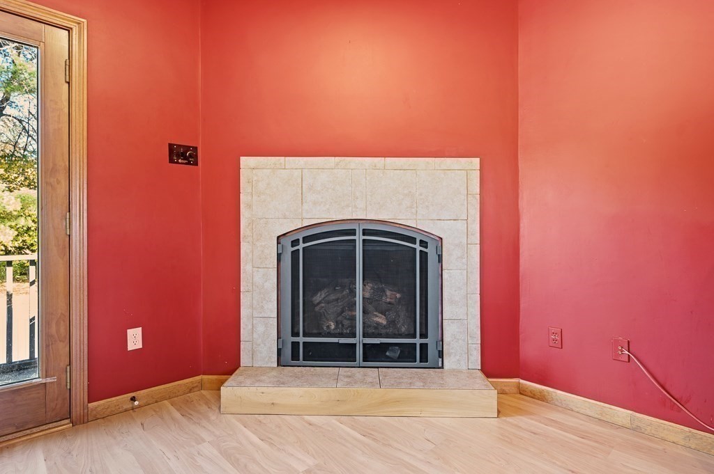 8 Hyde Street Worcester, MA 01606 - Photo 28 of 36 a view of a fireplace