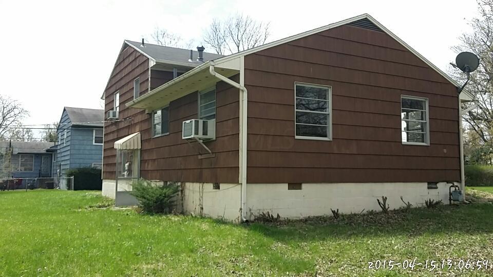 1414 Country Club Road Columbus, OH 43227 - Photo 3 of 15 Gallery Image 3
