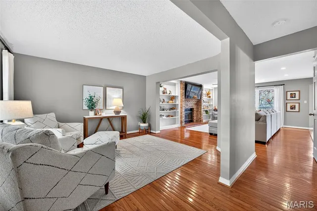 $410,000 | 436 Willow View Lane, St. Peters, MO 63376