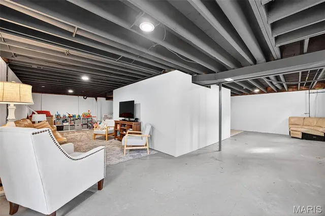 $410,000 | 436 Willow View Lane, St. Peters, MO 63376