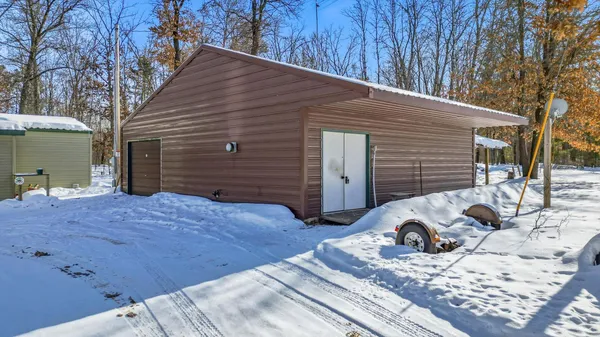 $235,000 | 27790 County Road East, Spooner, WI 54801