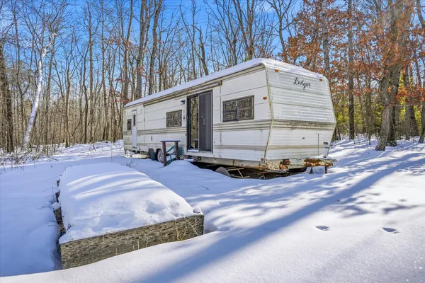 $235,000 | 27790 County Road East, Spooner, WI 54801