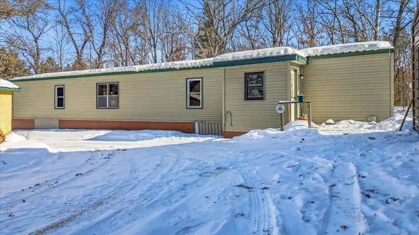 $235,000 | 27790 County Road East, Spooner, WI 54801
