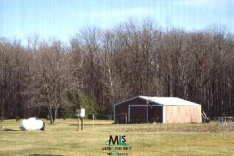 7300 Sterling Road Yale, MI 48097 - Photo 2 of 2 398454-1.JPG