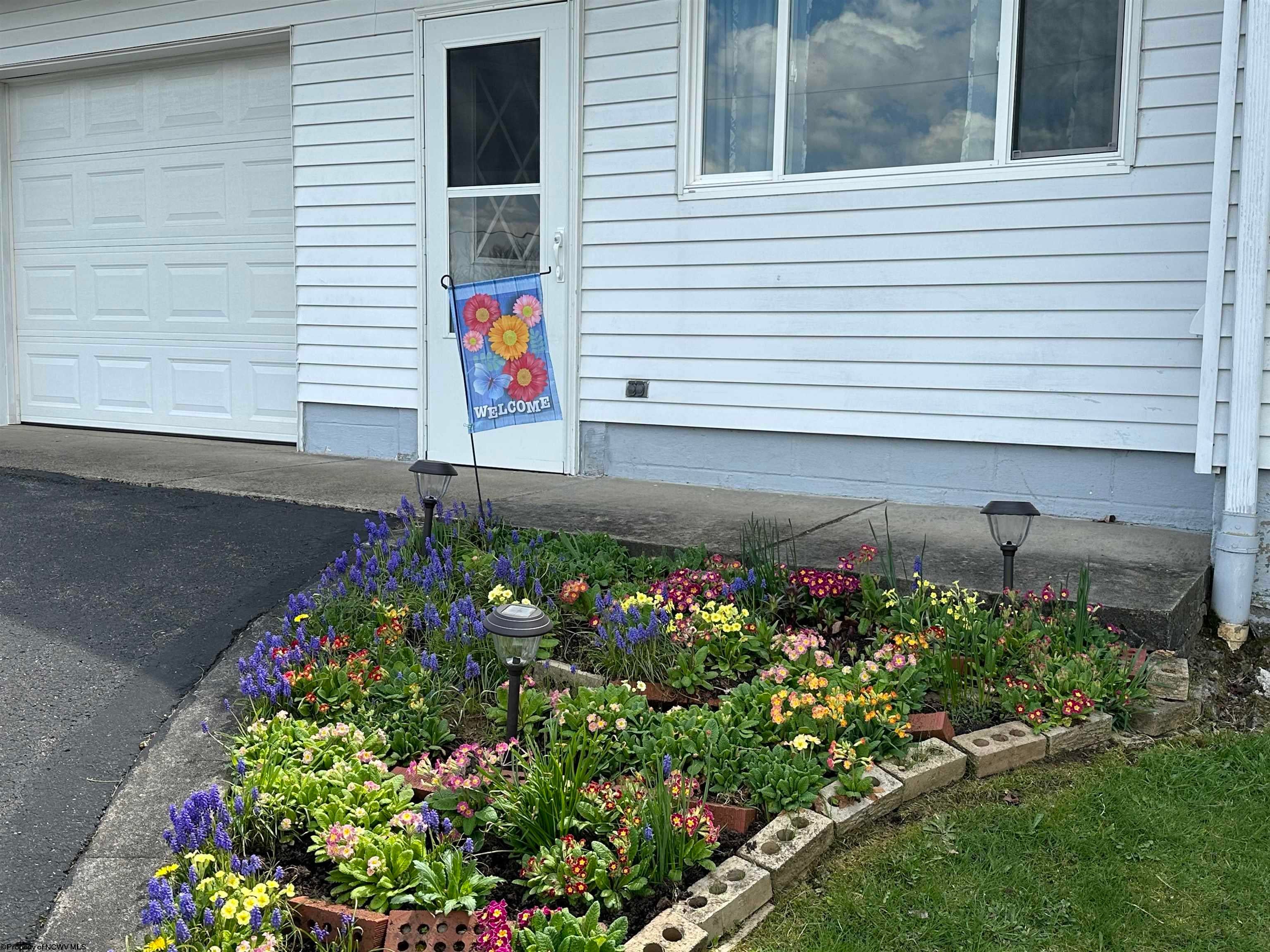 505 Mountainview Road Morgantown, WV 26508 - Photo 2 of 26 Gallery Image 2