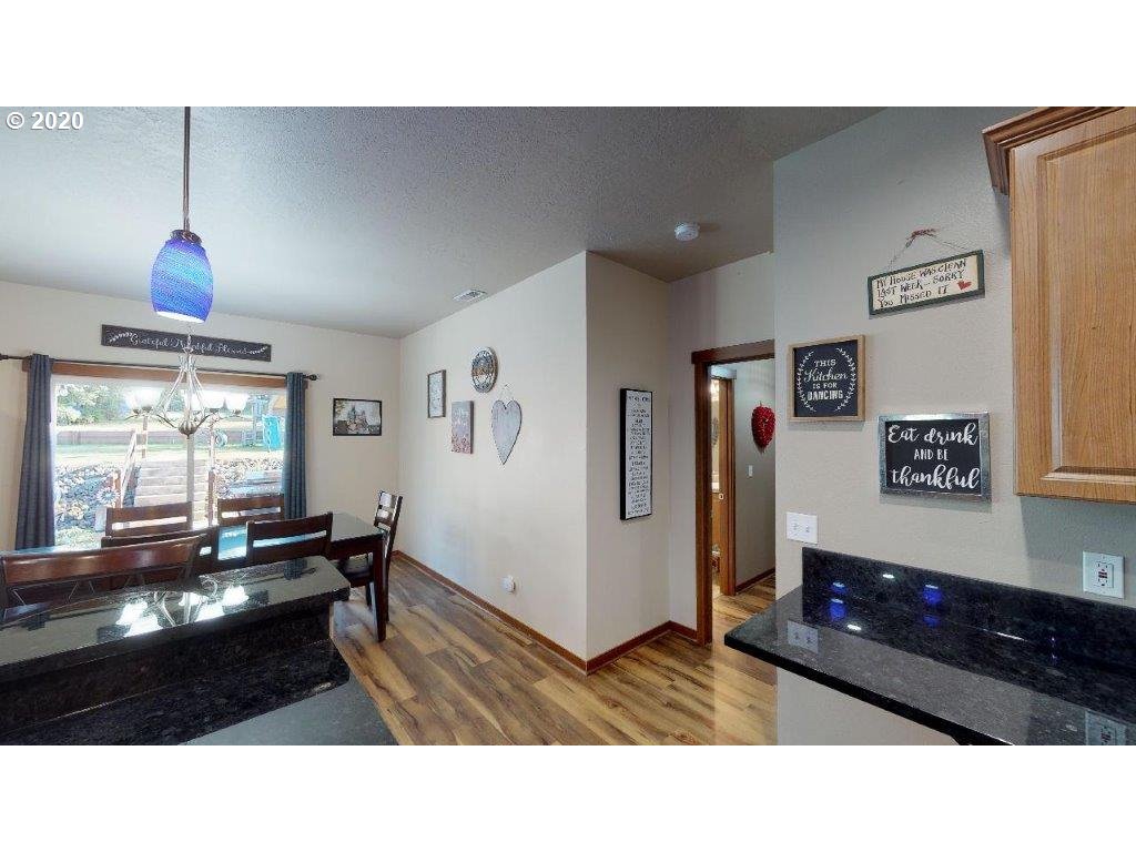 86408 Panorama Road Springfield, OR 97478 - Photo 11 of 32