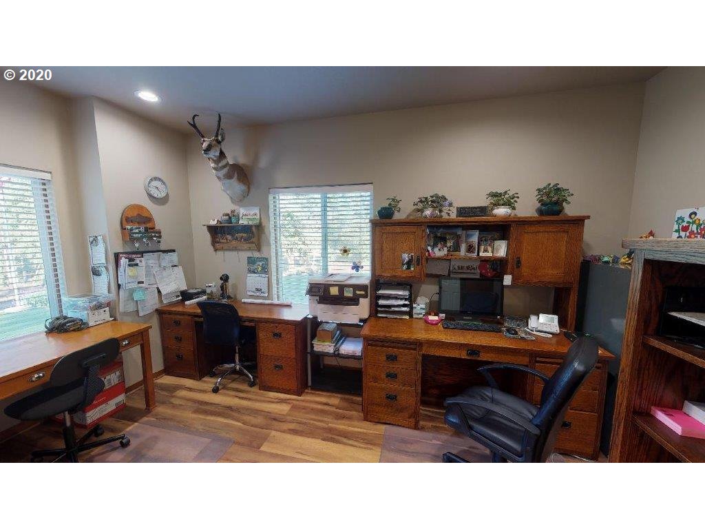 86408 Panorama Road Springfield, OR 97478 - Photo 6 of 32