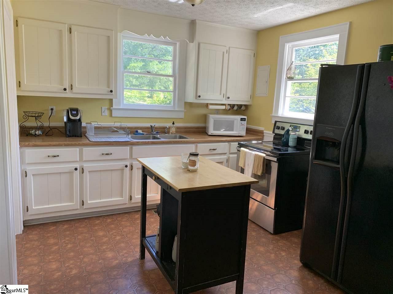 203 Tindal Road Greenville, SC 29617 - Photo 10 of 23 Gallery Image 10