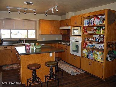 3500 West Runway Road Paulden, AZ 86334 - Photo 39 of 57 Kitchen