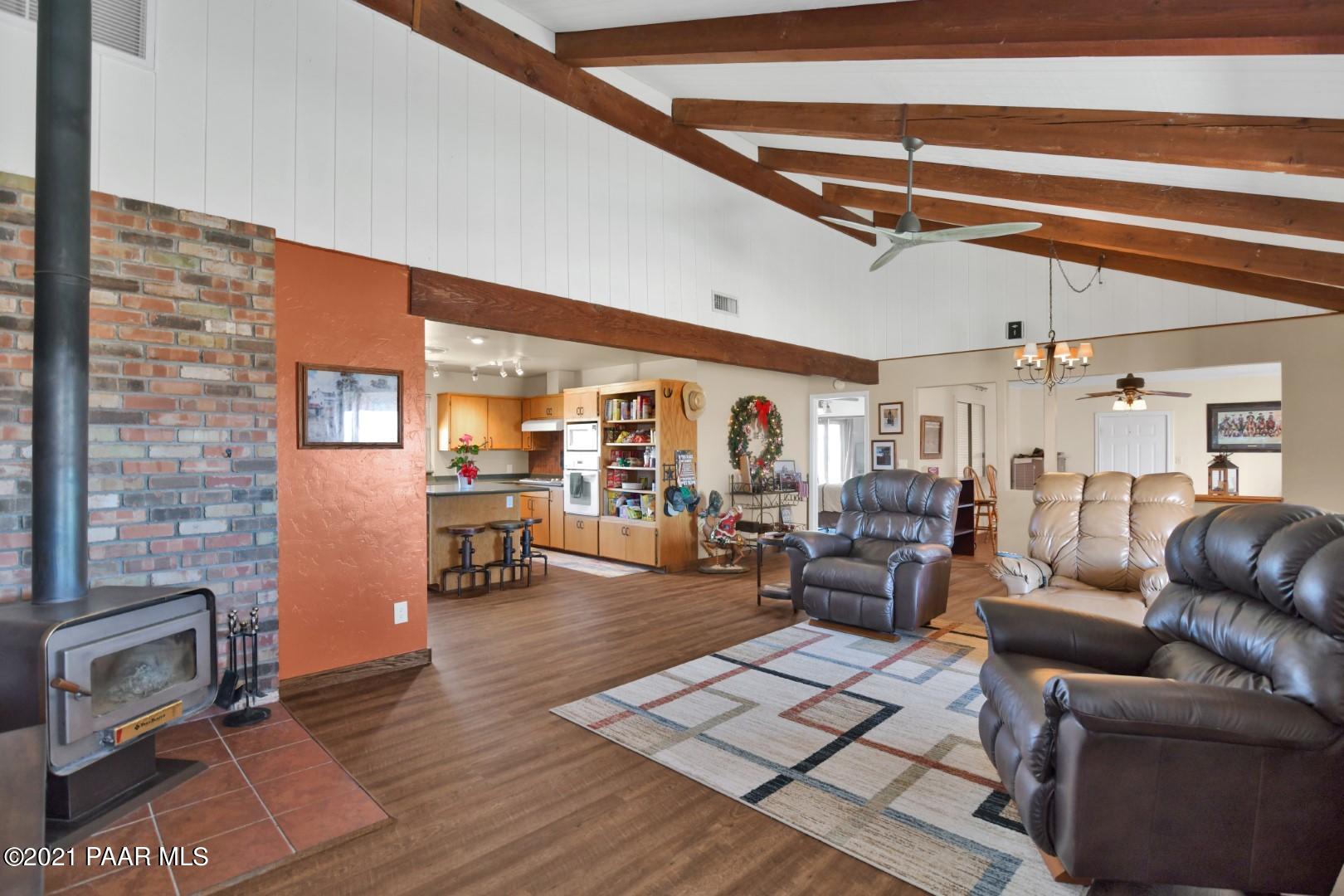 3500 West Runway Road Paulden, AZ 86334 - Photo 8 of 57 Entry