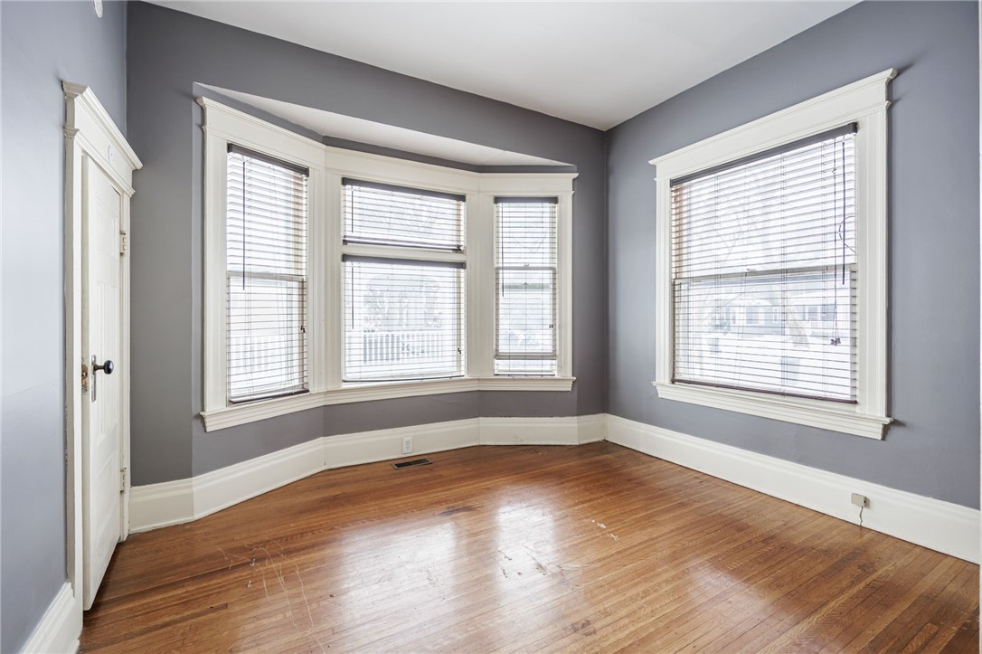 89 Clay Avenue Rochester, NY 14613 - Photo 14 of 44