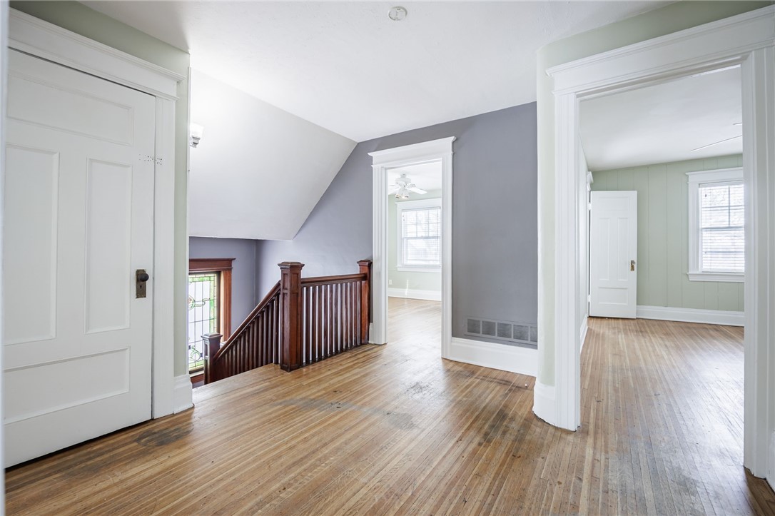 89 Clay Avenue Rochester, NY 14613 - Photo 24 of 44