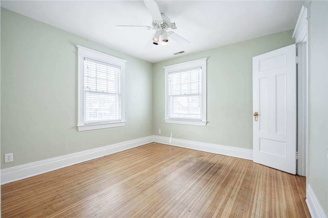 89 Clay Avenue Rochester, NY 14613 - Photo 25 of 44