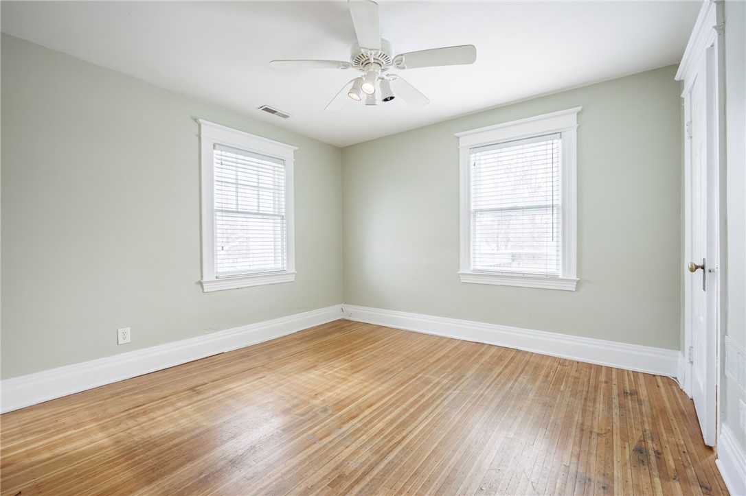 89 Clay Avenue Rochester, NY 14613 - Photo 29 of 44