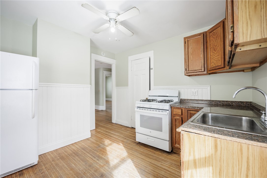 89 Clay Avenue Rochester, NY 14613 - Photo 31 of 44