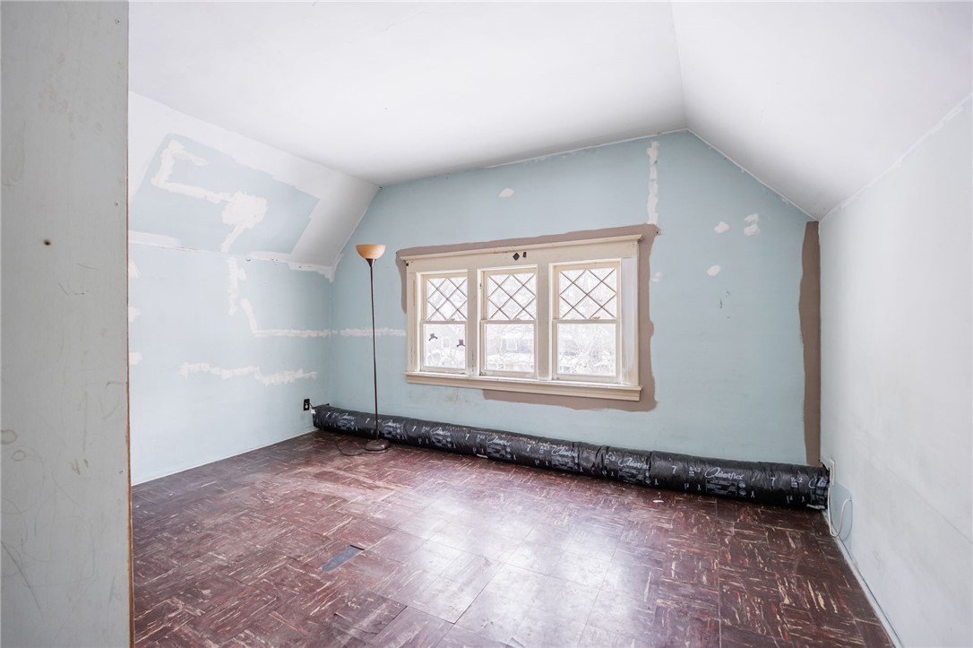 89 Clay Avenue Rochester, NY 14613 - Photo 36 of 44