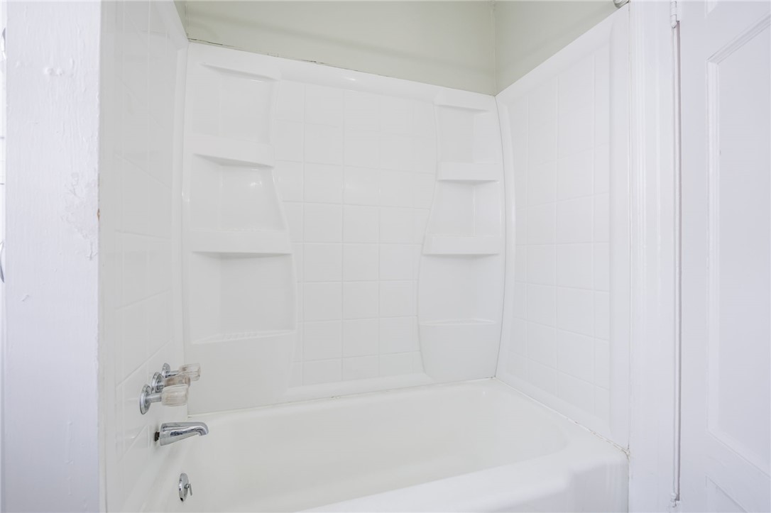 89 Clay Avenue Rochester, NY 14613 - Photo 37 of 44