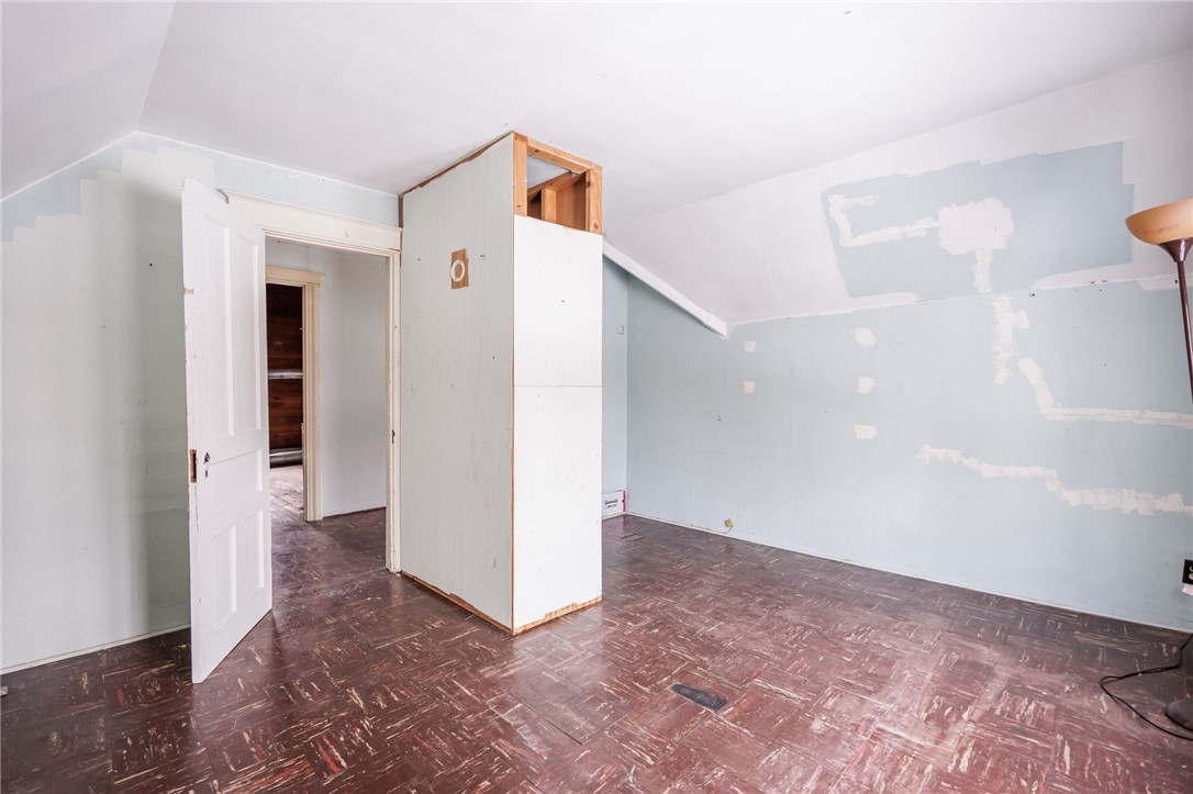 89 Clay Avenue Rochester, NY 14613 - Photo 39 of 44