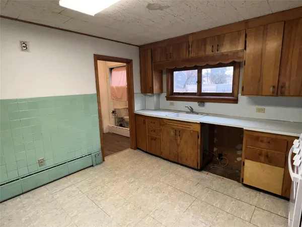 $1,200 | 4 Erie Street, Unit 1 # 1, Binghamton, NY 13905
