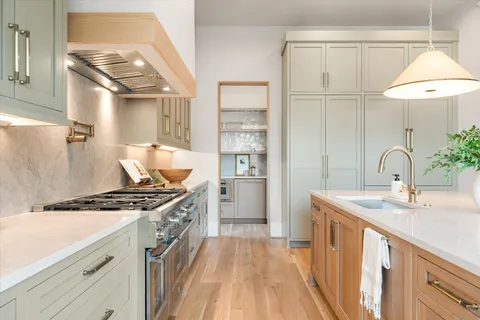 $4,500,000 | 2806 Oakland Avenue, Nashville, TN 37212