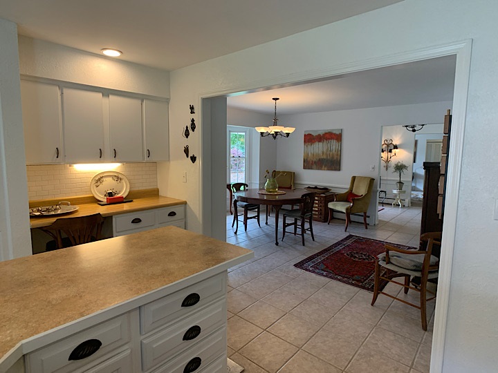 1124 Riverside Drive Owosso, MI 48867 - Photo 43 of 81 50025552-42.JPG