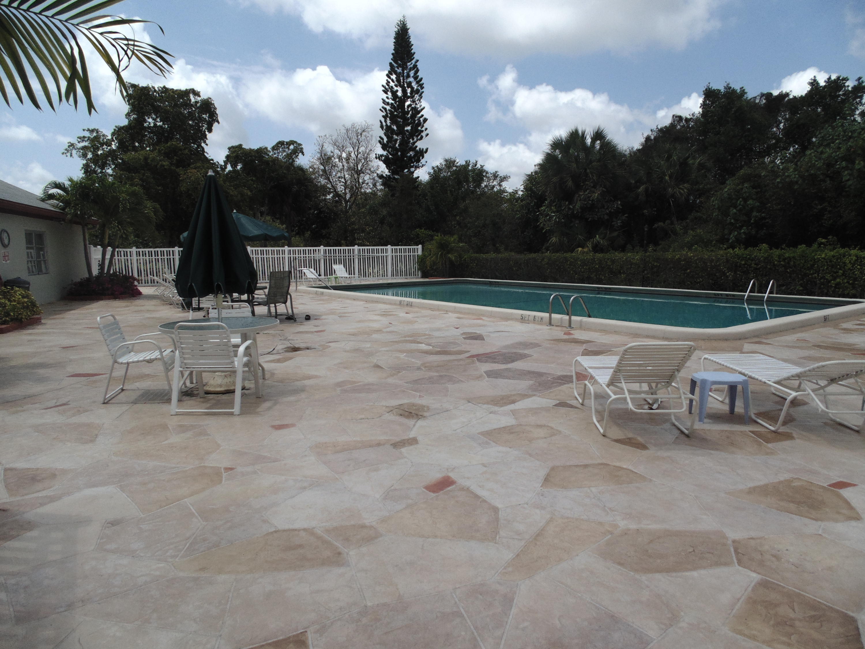 24 Del Rio Boulevard Boca Raton, FL 33432 - Photo 35 of 35 Del Rio pool