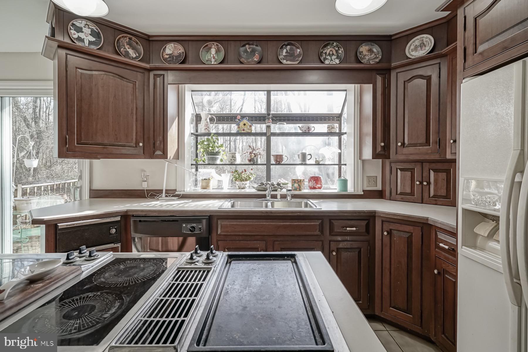 816 Hawks Bridge Road Mannington, NJ 08079 - Photo 11 of 50